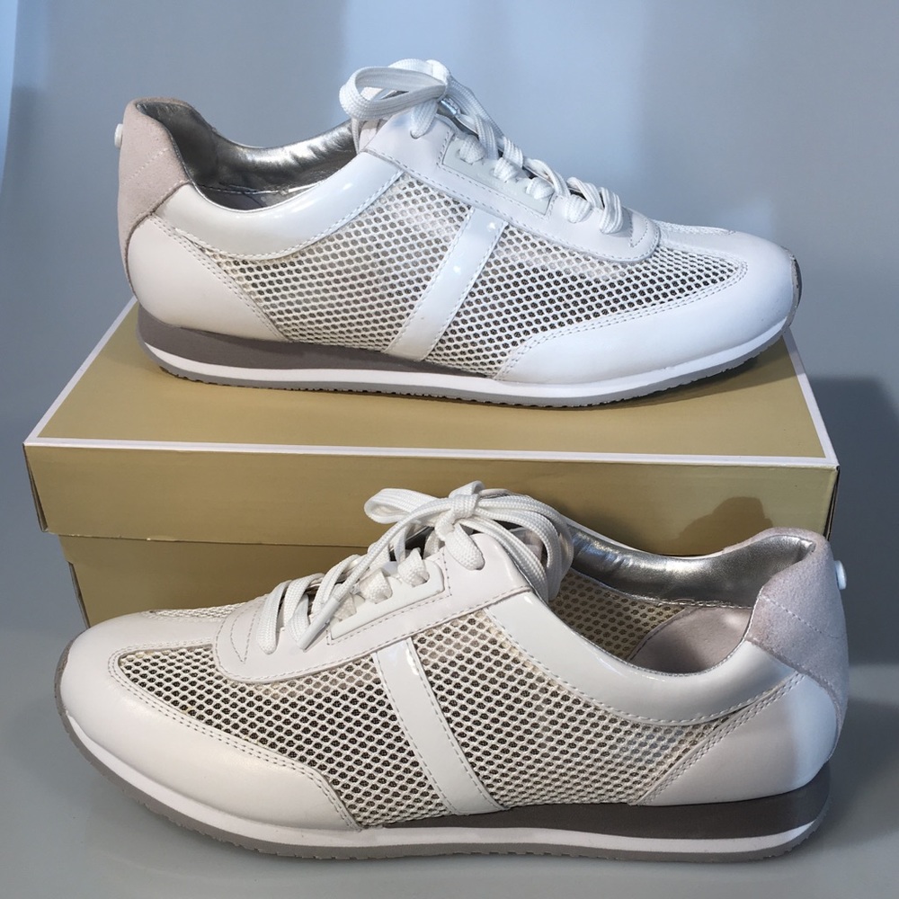 ***SALE***NWT Michael Michael Kors White Leather Sneaker